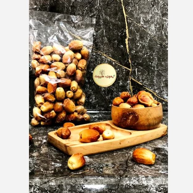 خرما زاهدی (500 و 1000 گرمی)امسالی